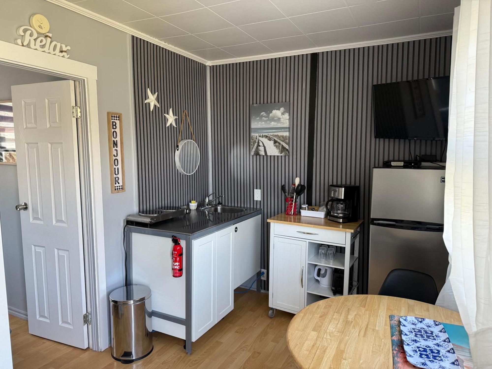Motel Le Repos Percé Zewnętrze zdjęcie